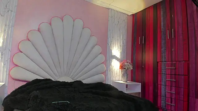 Snapshot of Kateemos chatting on February 10, 2026, 1:15 pm Kateemos online show from February 10, 2026, 1:15 pm