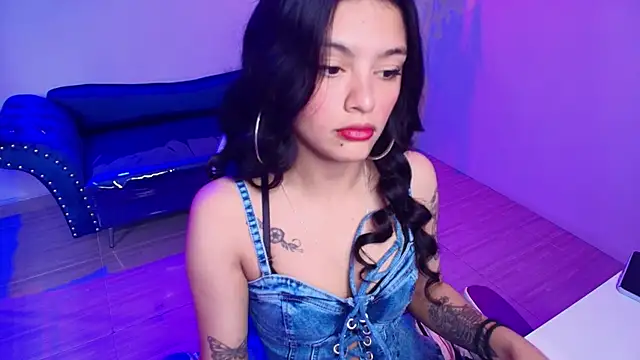 Maddie T18 online show from April 8, 2026, 11:32 am