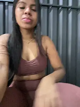 Snapshot of fahzinha chatting on June 1, 2026, 12:40 pm fahzinha online show from June 1, 2026, 12:40 pm