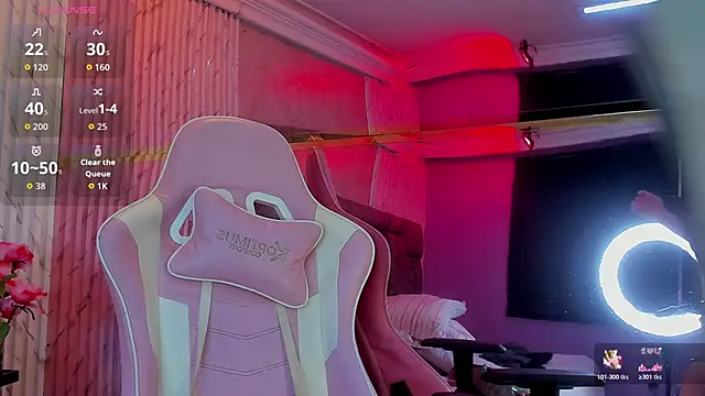 Snapshot of KatyParisi chatting on February 7, 2026, 8:01 pm KatyParisi online show from February 7, 2026, 8:01 pm