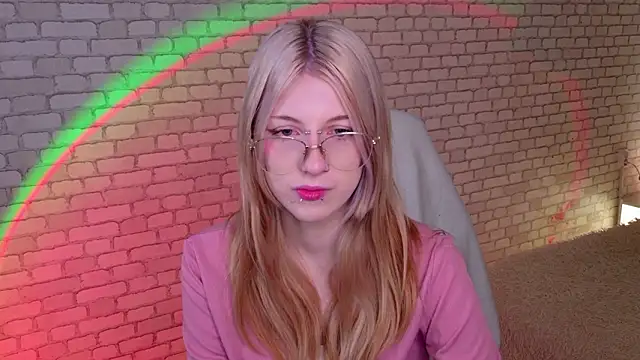 alicedews online show from March 4, 2026, 1:39 pm