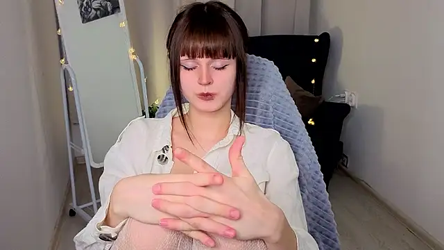 Snapshot of michelewild chatting on March 3, 2026, 2:12 pm michelewild online show from March 3, 2026, 2:12 pm