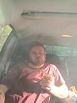 chad23162 online show from April 15, 2026, 10:32 pm