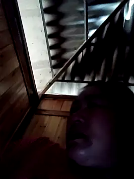 quynhbupbe11 online show from February 4, 2026, 3:12 am