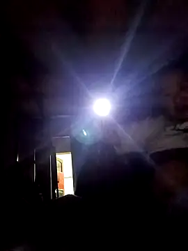 quynhbupbe11 online show from February 23, 2026, 5:10 pm