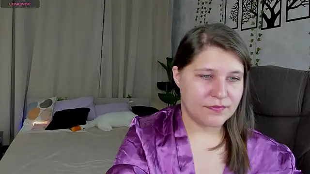 helenahoff online show from March 10, 2026, 4:06 am