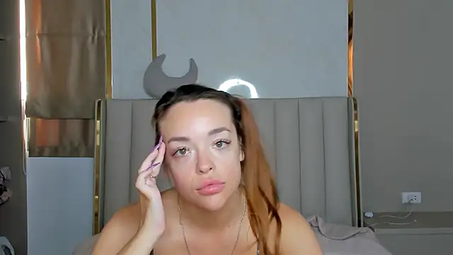 stellaa quenn online show from February 6, 2026, 1:10 am