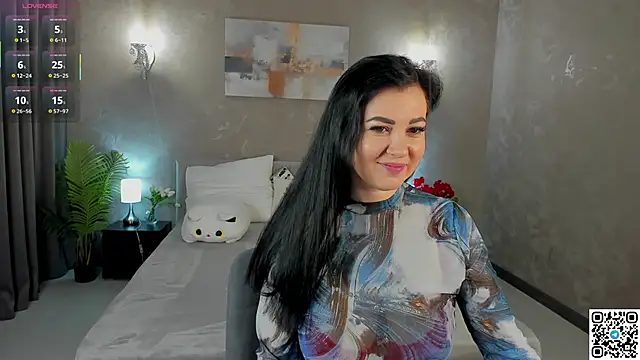 Monika Martinezz online show from April 20, 2026, 4:04 am