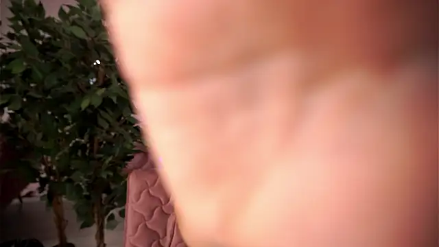 Josie Angel online show from February 11, 2026, 7:41 pm