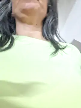 Snapshot of katy_randy1 chatting on June 9, 2026, 10:32 pm katy randy1 online show from June 9, 2026, 10:32 pm