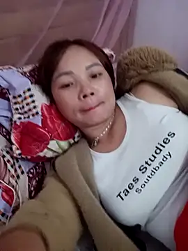 neyney110 online show from March 9, 2026, 2:15 am