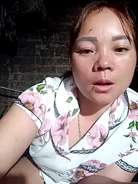 neyney110 online show from March 11, 2026, 10:32 am