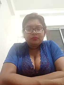 Elie Hallway online show from February 15, 2026, 9:00 pm