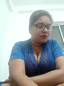 Elie Hallway online show from March 5, 2026, 7:21 pm