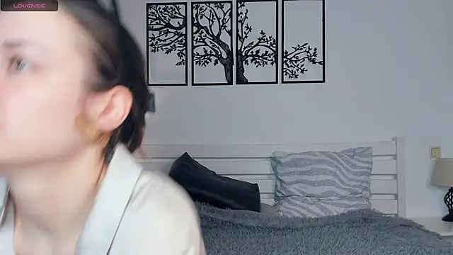 MalvinaTrafford online show from February 15, 2026, 10:06 pm