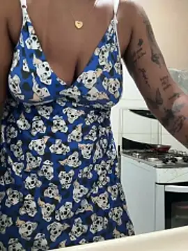 Manu Manu05 online show from April 8, 2026, 2:33 am