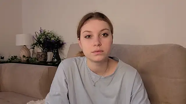 Snapshot of JadwigaTagliavia chatting on March 3, 2026, 12:11 pm JadwigaTagliavia online show from March 3, 2026, 12:11 pm