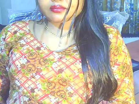 Nusrat Faria online show from April 10, 2026, 1:33 am