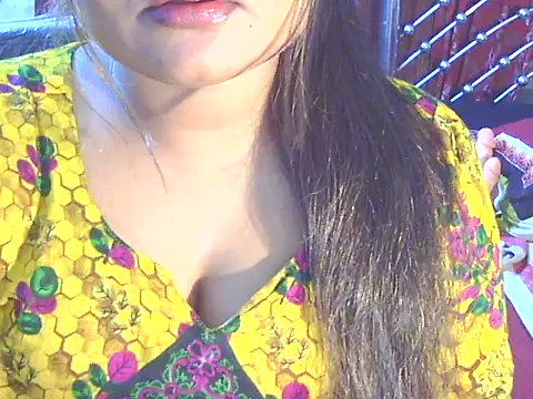 Snapshot of Nusrat_Faria chatting on May 7, 2026, 12:54 pm Nusrat Faria online show from May 7, 2026, 12:54 pm