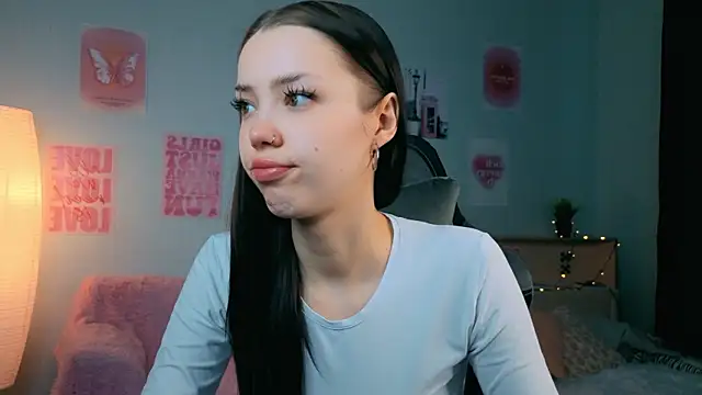 Vexnexe online show from February 6, 2026, 5:12 am