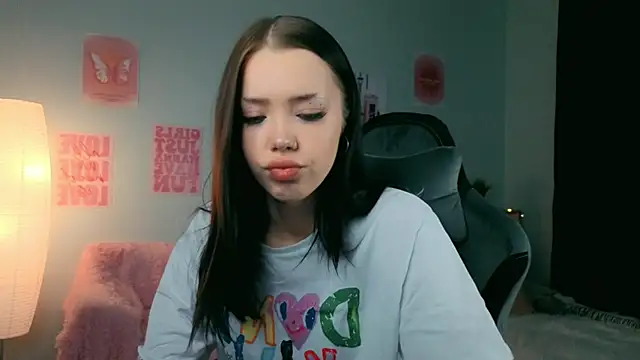 Vexnexe online show from February 12, 2026, 7:20 pm