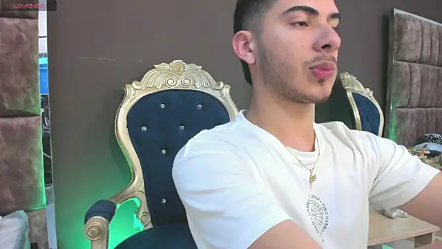 Snapshot of Apolo_Gray chatting on March 3, 2026, 2:45 pm Apolo Gray online show from March 3, 2026, 2:45 pm