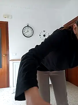 Snapshot of laparejaideal08 chatting on March 3, 2026, 9:04 am laparejaideal08 online show from March 3, 2026, 9:04 am