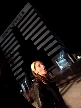 laparejaideal08 online show from April 3, 2026, 1:25 am