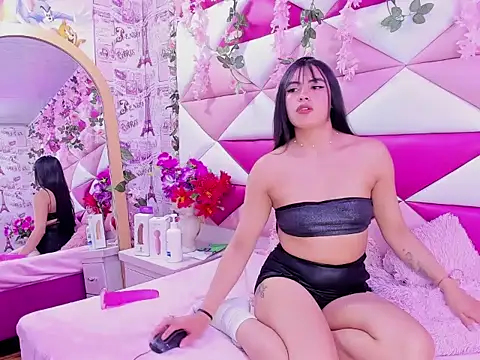 Aysha Love  online show from February 6, 2026, 2:27 am