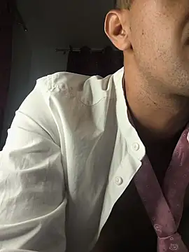 logan-31 online show from February 6, 2026, 5:23 am