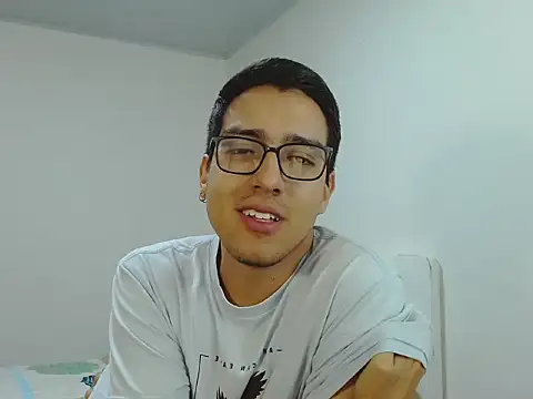 NickFin online show from March 28, 2026, 3:39 am