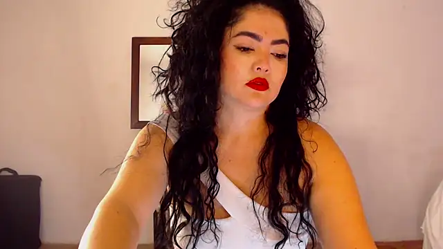 tammy crush online show from April 15, 2026, 8:53 pm