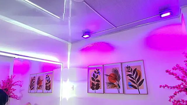 Snapshot of Madisson_pitman chatting on March 13, 2026, 3:57 am Madisson pitman online show from March 13, 2026, 3:57 am