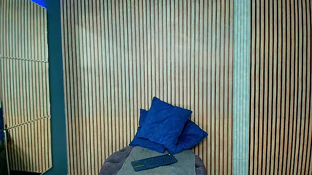 Snapshot of KairoBlaaze chatting on March 4, 2026, 9:54 pm KairoBlaaze online show from March 4, 2026, 9:54 pm