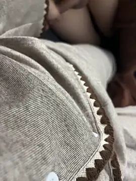 kimoanh102 online show from February 28, 2026, 3:24 pm