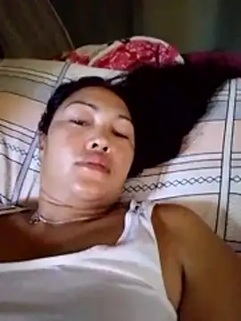 Snapshot of sexymom_siovie chatting on June 1, 2026, 7:21 am sexymom siovie online show from June 1, 2026, 7:21 am