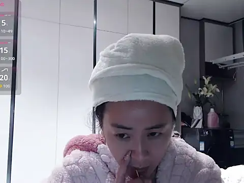 Tsuki-y online show from March 1, 2026, 4:20 pm