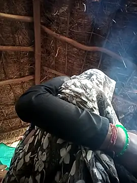 Hotty raghni online show from February 16, 2026, 3:13 am