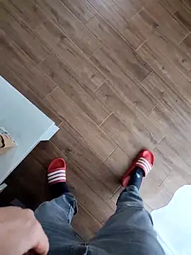 Snapshot of latya111 chatting on February 20, 2026, 1:11 pm latya111 online show from February 20, 2026, 1:11 pm