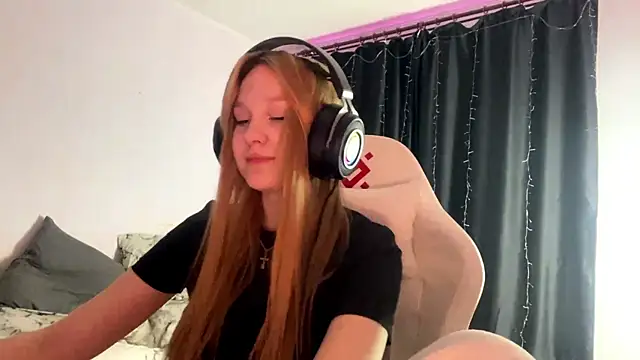 axin burnell online show from April 10, 2026, 5:17 pm