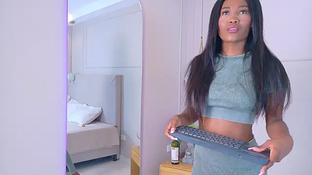 JosselynBrown online show from March 14, 2026, 11:26 am