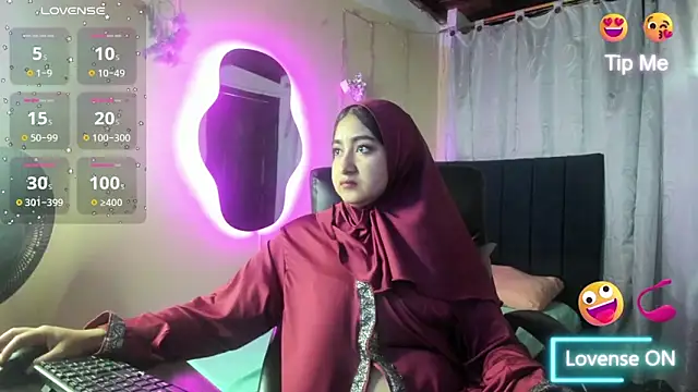 SamiraAwada online show from March 30, 2026, 7:04 pm