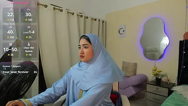 SamiraAwada online show from April 20, 2026, 7:04 pm