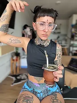 xsadtanas online show from February 26, 2026, 4:50 pm