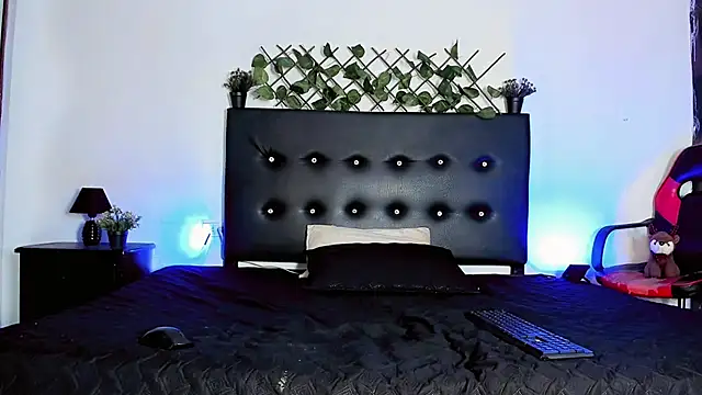 JERO TEASE S7S online show from April 18, 2026, 2:15 am