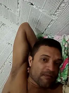 Hot Veteran 1 online show from April 17, 2026, 2:09 pm