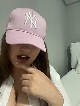 maryam-6 online show from February 8, 2026, 9:51 pm