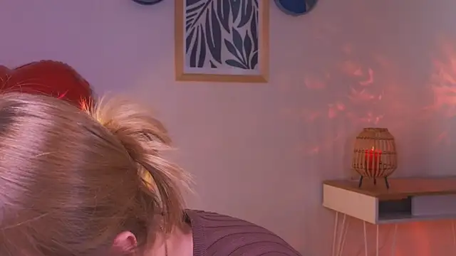 nikapie online show from February 15, 2026, 7:51 am