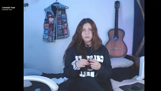 Lametaleralatina online show from April 20, 2026, 3:04 pm