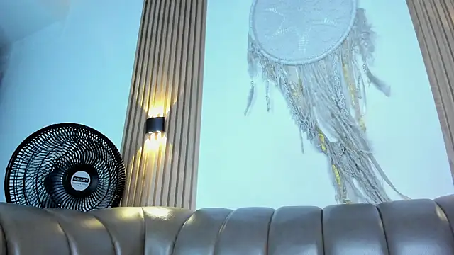 Salma Haleem online show from April 21, 2026, 1:42 am